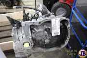 RENAULT CLIO IV 2013 D4F-740 Schaltgetriebe 5-Gang 8201661827 29360KM