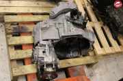 VW PASSAT 3C 2014 Manuell Schaltgetriebe 6-Gang 02Q300013P 175710KM