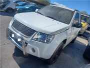 Achsschenkel Links Vorne Suzuki Grand Vitara II (JT) SUV 1.9 DDiS (F9Q) 2010