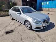 Grill - - Mercedes-Benz E (W212) Limousine E-220 CDI 16V BlueEfficiency (OM651.924) 2012