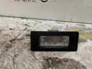 Kennzeichenleuchte mitte VW Passat B6 Variant 3C5 810943021