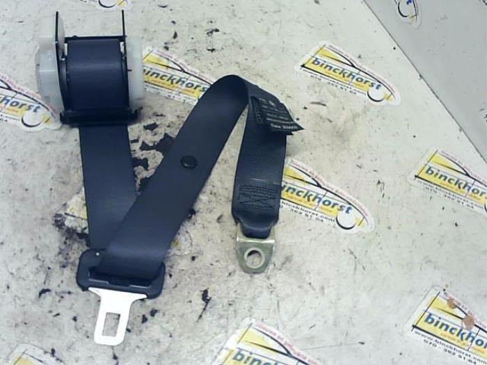 Sicherheitsgurt links hinten Toyota Corolla Liftback E12 Bild Sicherheitsgurt links hinten Toyota Corolla Liftback E12