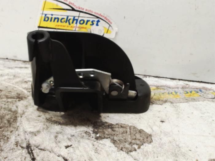 Klappenschlosszug VW Transporter T5 Kasten 2K0843604