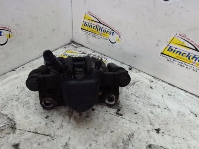 Bremszange rechts hinten Toyota Corolla Liftback E12 Bild Bremszange rechts hinten Toyota Corolla Liftback E12