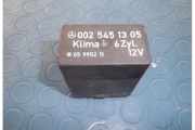 Relais Mercedes-Benz 124 T-Modell S124 0025451305