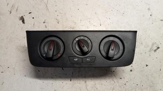 Heizungsbetätigung (Konsole) Seat Ibiza IV 6J 6J0820045A Bild Heizungsbetätigung (Konsole) Seat Ibiza IV 6J 6J0820045A