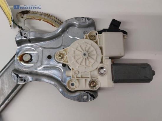 Fensterheber rechts vorne Toyota Corolla Liftback E12 6981002130 Bild Fensterheber rechts vorne Toyota Corolla Liftback E12 6981002130