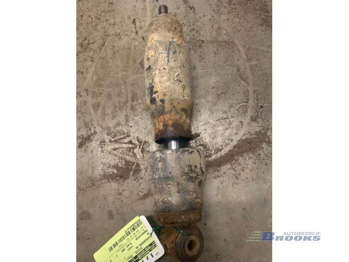 Stoßdämpfer rechts hinten VW Transporter T4 Bus Bild Stoßdämpfer rechts hinten VW Transporter T4 Bus