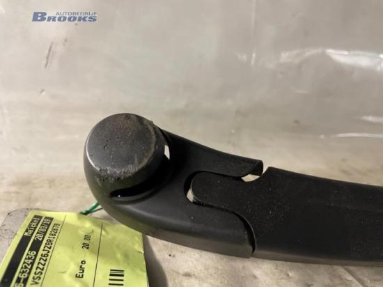 Wischerarm hinten Seat Ibiza IV SportCoupe 6J 179668 Bild Wischerarm hinten Seat Ibiza IV SportCoupe 6J 179668