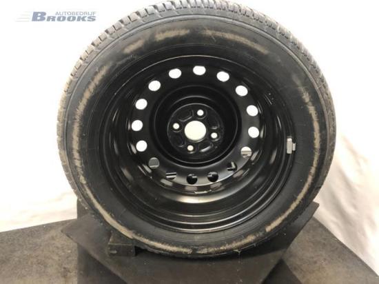 Notrad Toyota Corolla Liftback E12 1956015 Bild Notrad Toyota Corolla Liftback E12 1956015