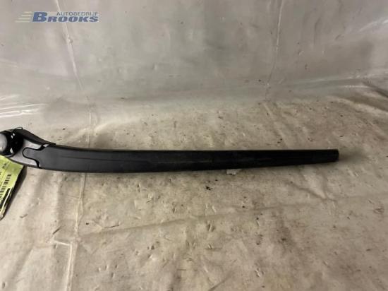 Wischerarm hinten Seat Ibiza IV SportCoupe 6J 179668 Bild Wischerarm hinten Seat Ibiza IV SportCoupe 6J 179668