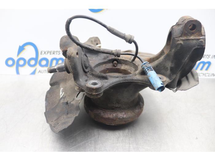 Achsschenkel rechts vorne BMW 3er Touring E91 Bild Achsschenkel rechts vorne BMW 3er Touring E91