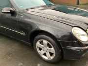 Kotflügel rechts vorne Mercedes-Benz E-Klasse Kombi S211 A2118801418