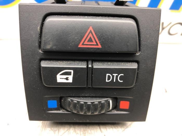 Schalter für Warnblinker BMW 3er Touring E91 694565201 Bild Schalter für Warnblinker BMW 3er Touring E91 694565201