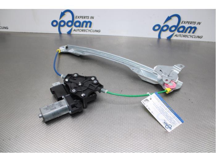 Fensterheber rechts vorne Opel Corsa E X15 71019003 Bild Fensterheber rechts vorne Opel Corsa E X15 71019003