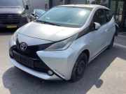 Schaltgetriebe Toyota Aygo B4 303000H060