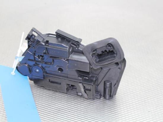 Klappenschlosszug VW Golf VI 5K 5K1837016E Bild Klappenschlosszug VW Golf VI 5K 5K1837016E