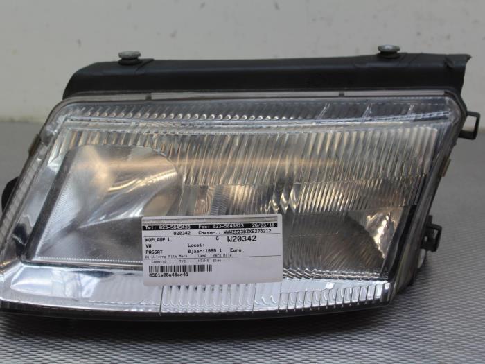 Hauptscheinwerfer links VW Passat B5 Variant 3B5 Bild Hauptscheinwerfer links VW Passat B5 Variant 3B5