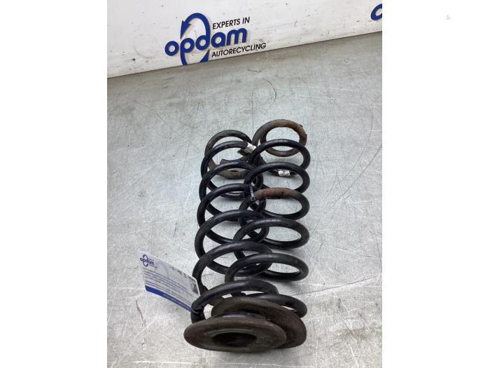 Feder hinten VW Golf VII 5G 5Q0511115