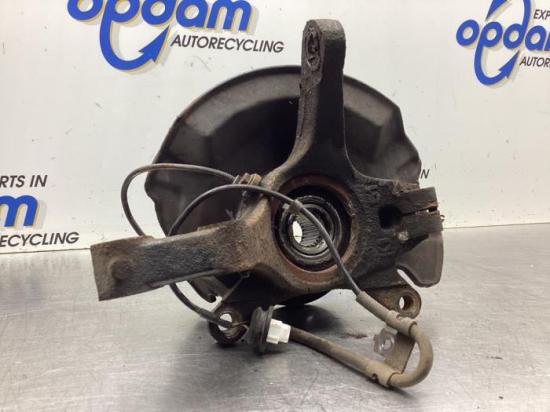 Achsschenkel rechts vorne Suzuki Splash EX 4511151K10 Bild Achsschenkel rechts vorne Suzuki Splash EX 4511151K10