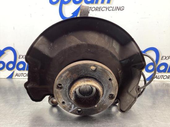 Achsschenkel rechts vorne Suzuki Splash EX 4511151K10 Bild Achsschenkel rechts vorne Suzuki Splash EX 4511151K10