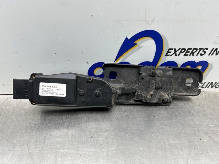 Klappenschlosszug Skoda Superb II 3T 4F9827383