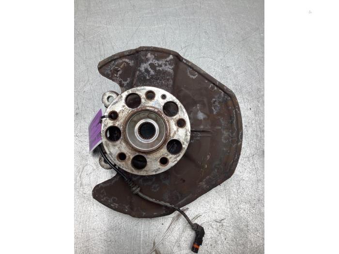 Achsschenkel rechts vorne Mercedes-Benz B-Klasse Sports Tourer W245 A1693300820