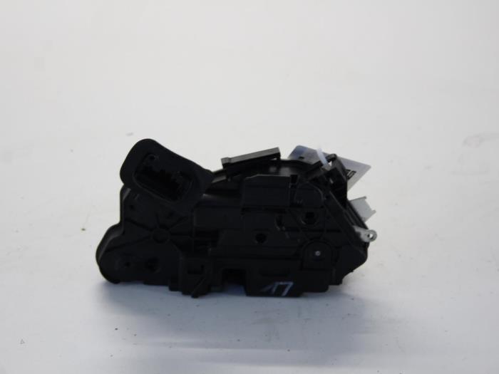 Klappenschlosszug VW Polo V 6R, 6C 5K1837015C Bild Klappenschlosszug VW Polo V 6R, 6C 5K1837015C