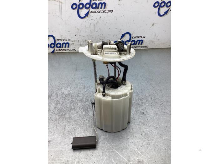 Kraftstofffördereinheit Nissan Qashqai II J11 A2464700994