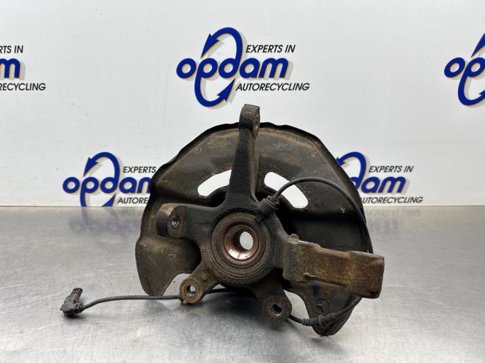 Achsschenkel rechts vorne Mercedes-Benz B-Klasse Sports Tourer W245 A1693300820