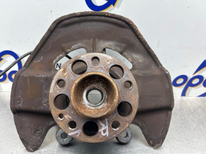 Achsschenkel rechts vorne Mercedes-Benz B-Klasse Sports Tourer W245 A1693300820