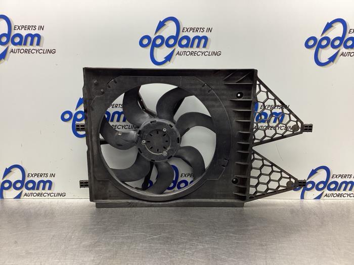 Elektrolüfter VW Polo V 6R, 6C 6R0959455D Bild Elektrolüfter VW Polo V 6R, 6C 6R0959455D