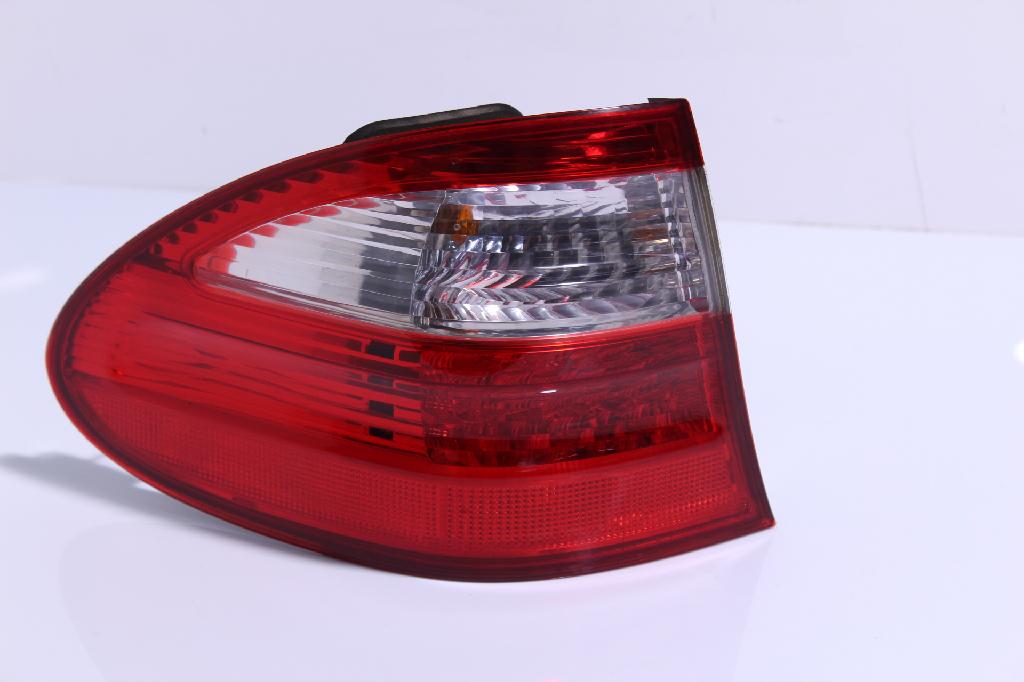 Heckleuchte Aussen Links A2118201564 Mercedes-benz E 280 T CDI 7G-TRONIC Avantgarde 211 140 190 52037