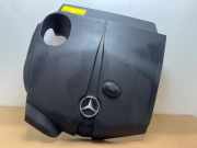 Abdeckblech Motor von einem Mercedes A-Klasse