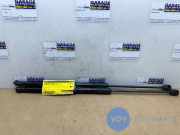 Gasdämpfer Motorhaube Set von einem Mercedes B-Klasse