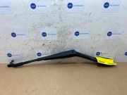 Scheibenwischerarm vorne von einem Mercedes E-Klasse