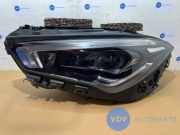 Scheinwerfer links von einem Mercedes CLA