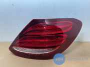 Rücklicht rechts von einem Mercedes E-Klasse