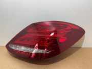 Rücklicht rechts von einem Mercedes C-Klasse