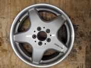 Felge von einem Mercedes A-Klasse