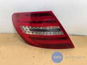 Rücklicht links von einem Mercedes C-Klasse