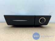 Aschenbecher vorne von einem Mercedes SLK