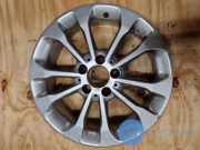 Felge von einem Mercedes GLA