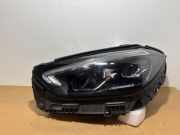 Scheinwerfer links von einem Mercedes C-Klasse