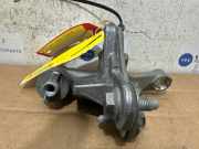 Scharnier Tür rechts vorne von einem Mercedes B-Klasse