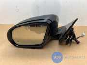 Außenspiegel links von einem Mercedes S-Klasse