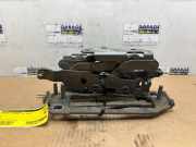 Motorhaube Scharnier von einem Mercedes E-Klasse