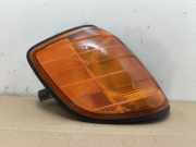 Richtungsanzeiger rechts von einem Mercedes S-Klasse