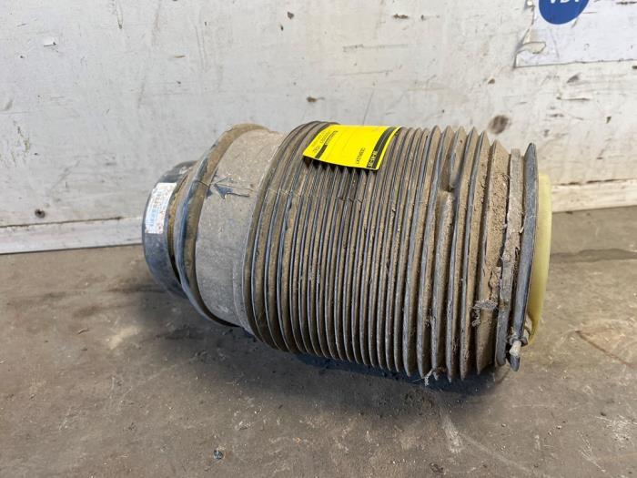 Luftbalg von einem Mercedes E-Klasse