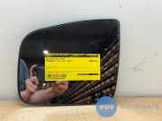 Spiegelglas links von einem Mercedes Vito